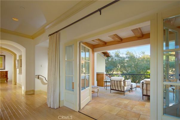 Interior, Recessed Lighting, Wooden Beams, Wood Texture Flooring