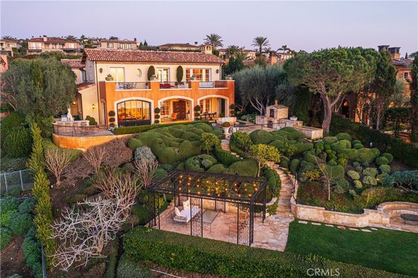 Backyard, Exterior, Facade, Mediterranean