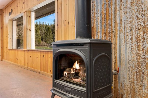 Exterior, Fireplace