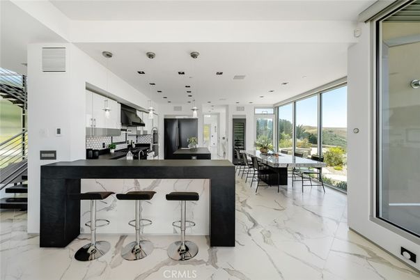 Dining room, Interior, Kitchen, Marble, Pendant Lights, Recessed Lighting