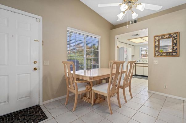 Dining room, Interior