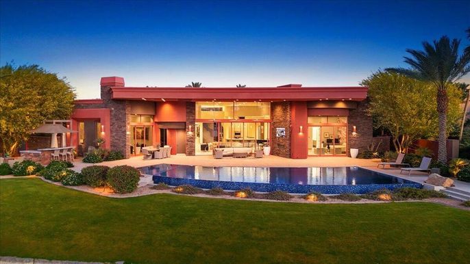Backyard, Exterior, Pool