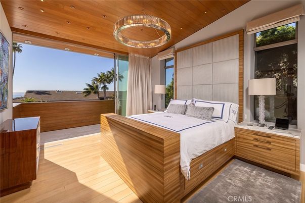 Bedroom, Interior, Pendant Lights, Recessed Lighting, Wooden Ceilings, Wood Texture Flooring