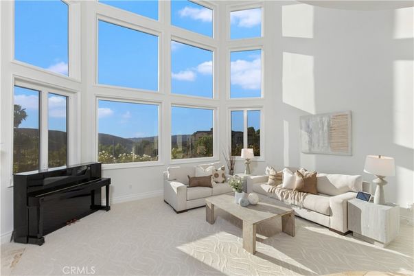 Interior, Living room, Piano