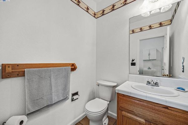 Bathroom, Interior, Tile Countertops