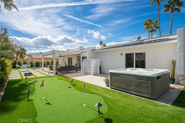 Backyard, Exterior, Hot Tub