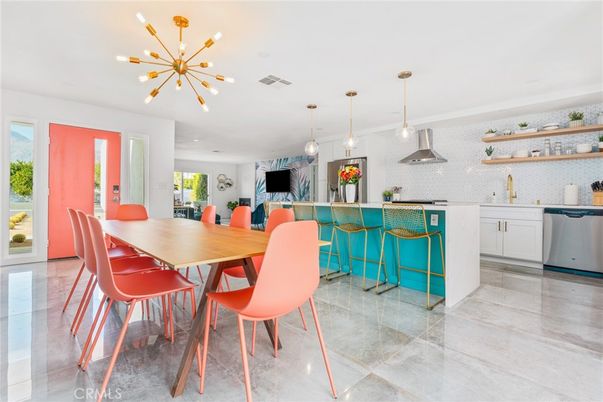 Dining room, Interior, Kitchen, Pendant Lights, Recessed Lighting, Stainless Steel Appliances