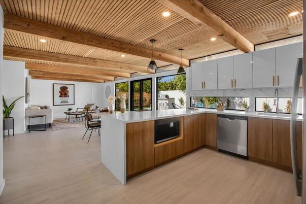 Dining room, Interior, Kitchen, Pendant Lights, Recessed Lighting, Stainless Steel Appliances, Wooden Beams, Wooden Ceilings, Wood Texture Flooring