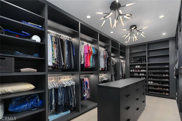 Interior, Pendant Lights, Recessed Lighting, Walk-in Closets