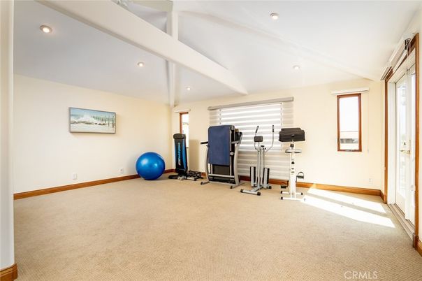 Fitness Equipment, Interior, Recessed Lighting