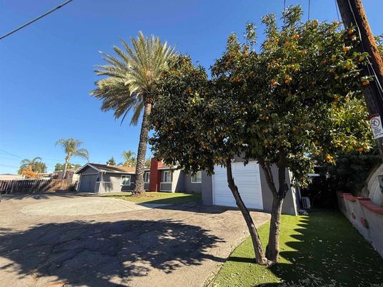 Backyard, Detached Garage, Exterior