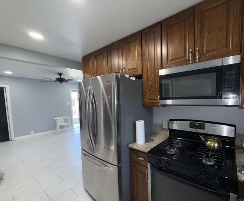 Interior, Kitchen, Recessed Lighting