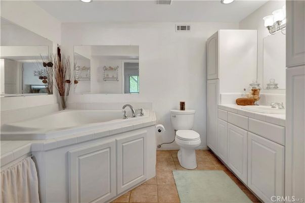 Bathroom, Interior, Recessed Lighting, Tile Countertops