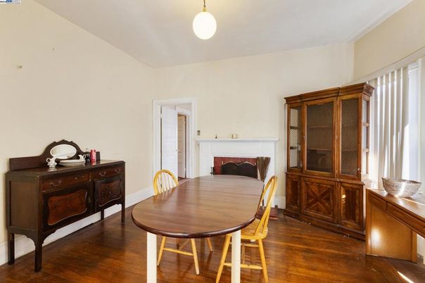 Dining room, Fireplace, Interior, Pendant Lights, Wood Texture Flooring