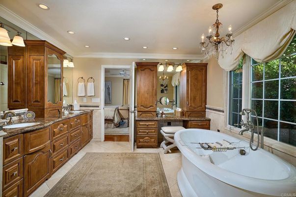 Bathroom, Chandelier, Dual Sink Vanities, Interior, Recessed Lighting