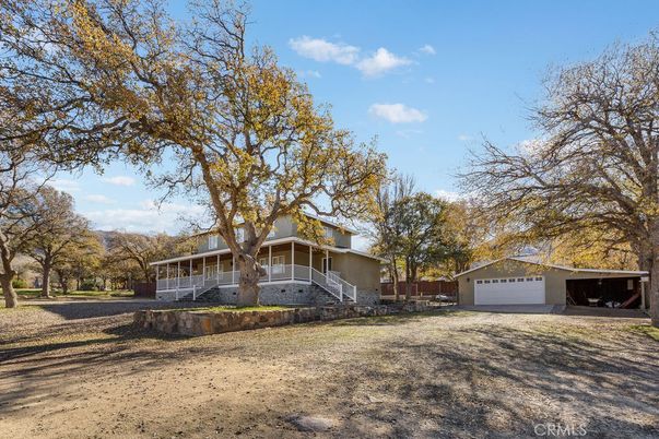 Backyard, Detached Garage, Exterior