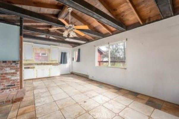 Empty room, Interior, Stone Walls, Wooden Beams, Wooden Ceilings