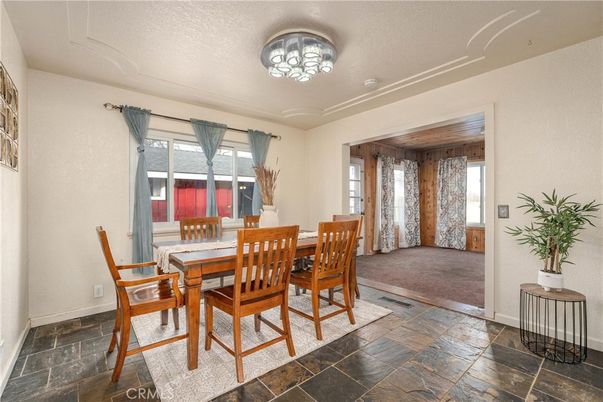 Dining room, Interior