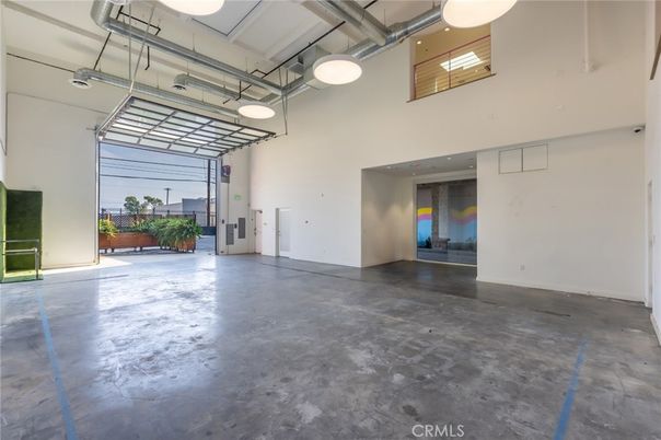 Garage, Interior, Pendant Lights