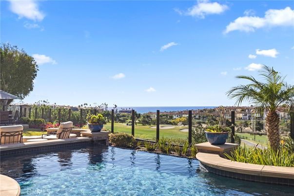 Exterior, Pool, Water