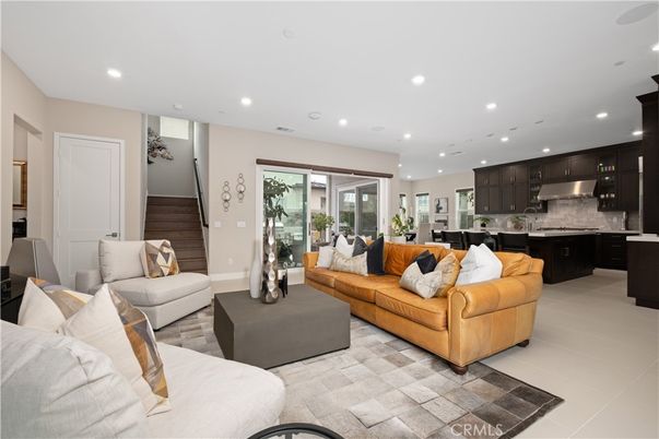 Interior, Kitchen, Living room, Recessed Lighting, Stainless Steel Appliances