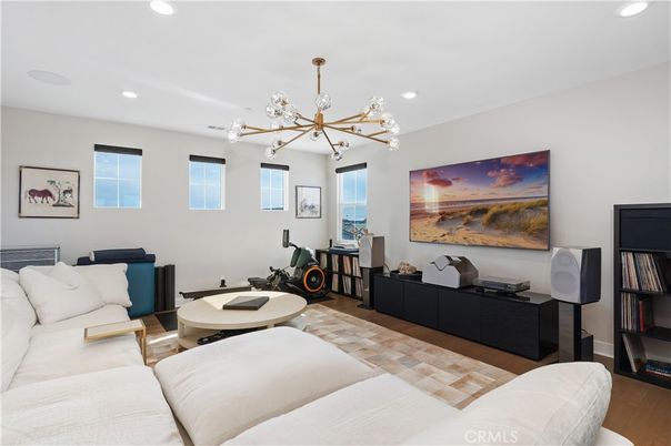 Interior, Living room, Pendant Lights, Recessed Lighting, Wood Texture Flooring