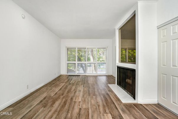 Empty room, Fireplace, Interior, Wood Texture Flooring