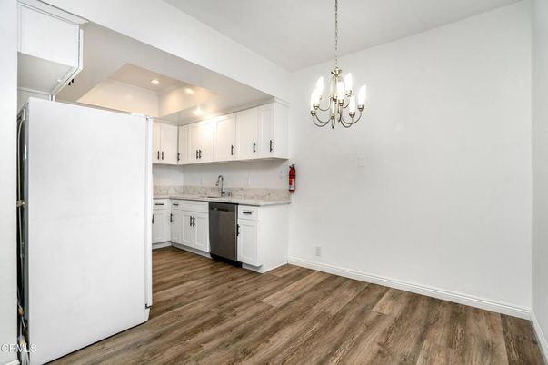 Chandelier, Interior, Kitchen, Recessed Lighting, Wood Texture Flooring