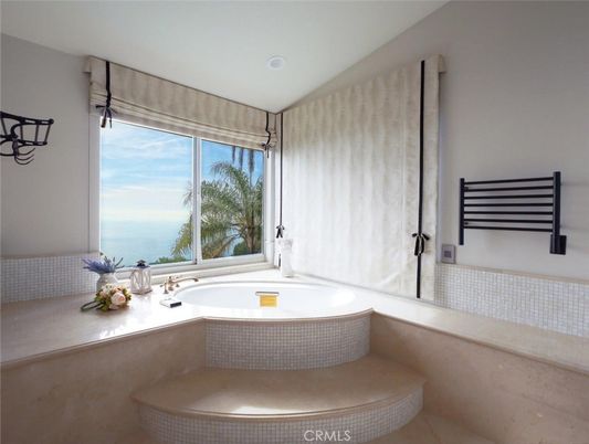 Bathroom, Interior, Recessed Lighting, Water