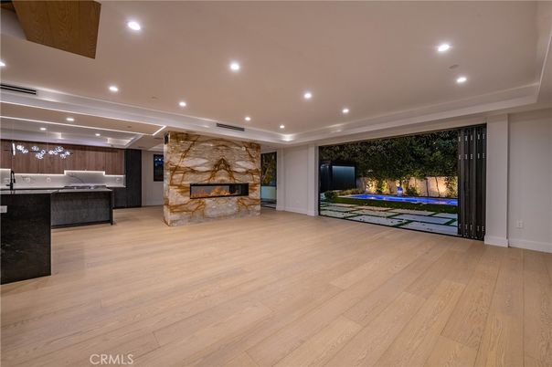 Fireplace, Interior, Kitchen, Recessed Lighting, Wood Texture Flooring