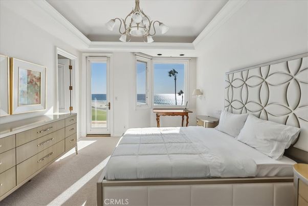 Bedroom, Chandelier, Interior, Water
