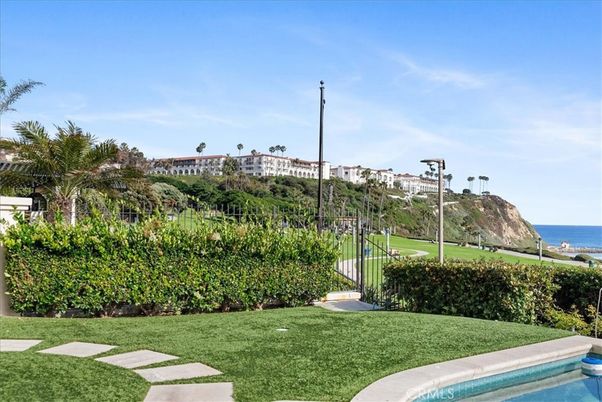 Exterior, Pool, Water