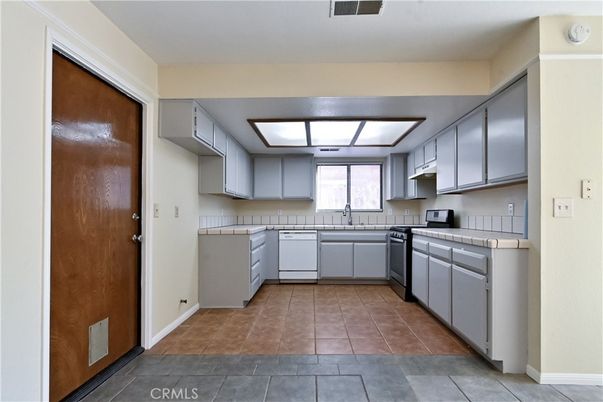 Interior, Kitchen, Tile Countertops