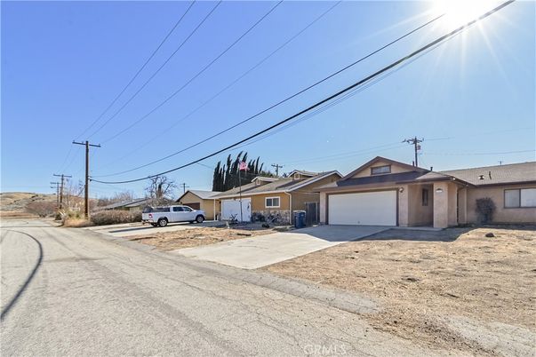 Attached, Backyard, Exterior, Facade, Ranch