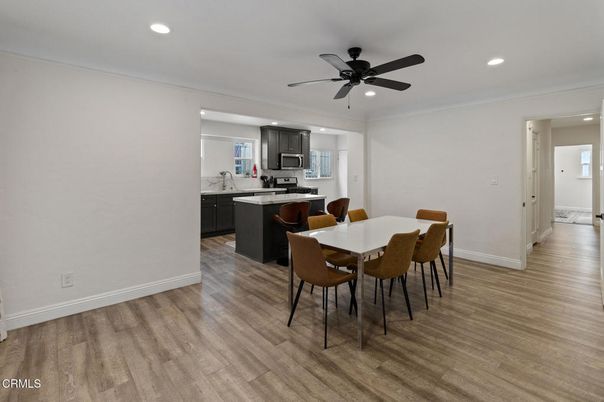 Dining room, Interior, Kitchen, Recessed Lighting, Wood Texture Flooring
