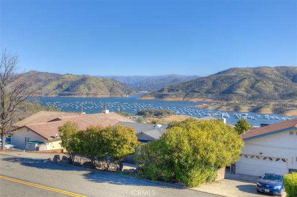 Exterior, Water
