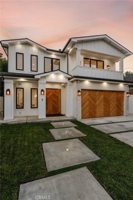 Attached, Backyard, Exterior, Facade, Farmhouse
