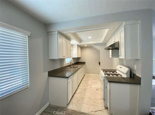 Interior, Kitchen, Marble, Recessed Lighting