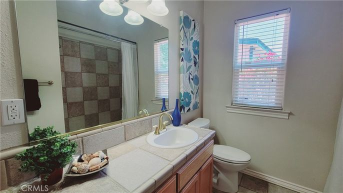 Bathroom, Interior, Tile Countertops