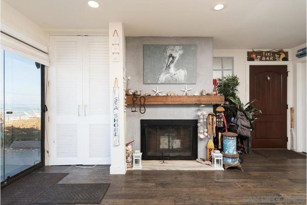 Fireplace, Interior, Recessed Lighting, Water, Wood Texture Flooring