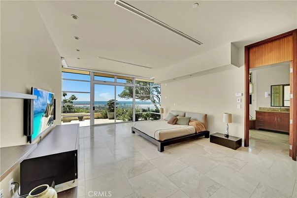 Bedroom, Interior, Recessed Lighting, Water