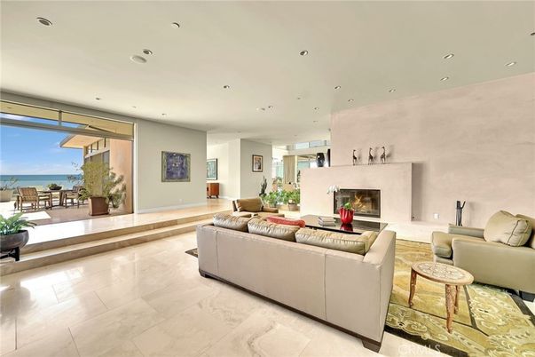 Fireplace, Interior, Living room, Recessed Lighting, Water