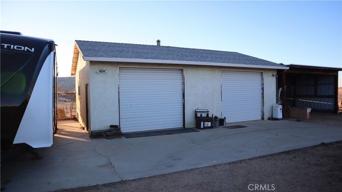 Detached Garage, Exterior