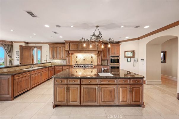 Chandelier, Interior, Kitchen, Recessed Lighting, Stainless Steel Appliances