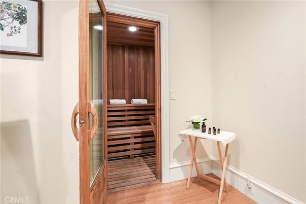 Elevator, Interior, Recessed Lighting, Sauna Room