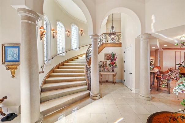 Chandelier, Dining room, Interior, Recessed Lighting