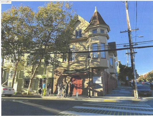 Exterior, Facade, Queen Anne Victorian