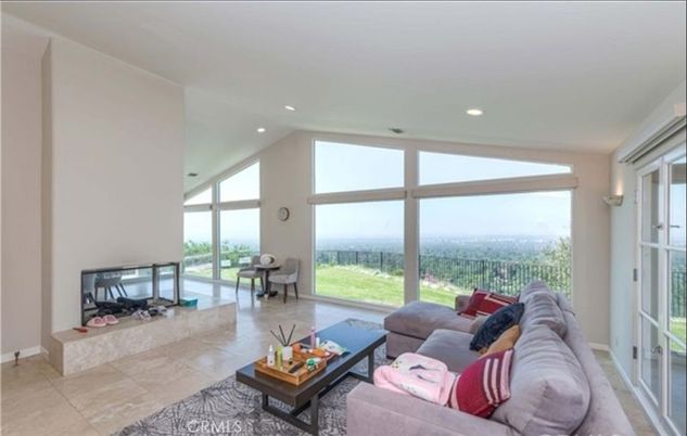 Interior, Living room, Recessed Lighting, Water