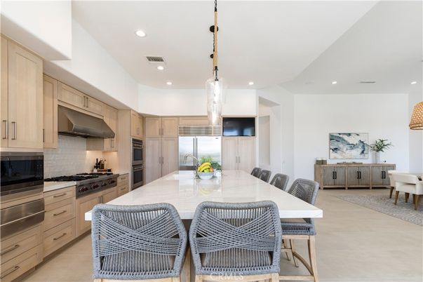 Dining room, Interior, Kitchen, Pendant Lights, Recessed Lighting, Stainless Steel Appliances
