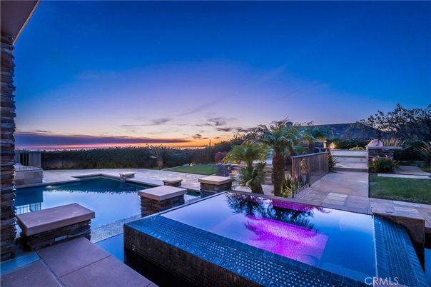 Exterior, Pool, Water